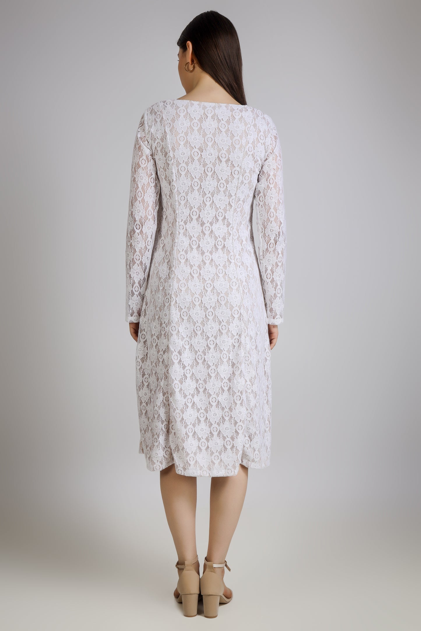 Vomendi White Lace Work Bodycon Dress with Princess Seam and Full Sleeves