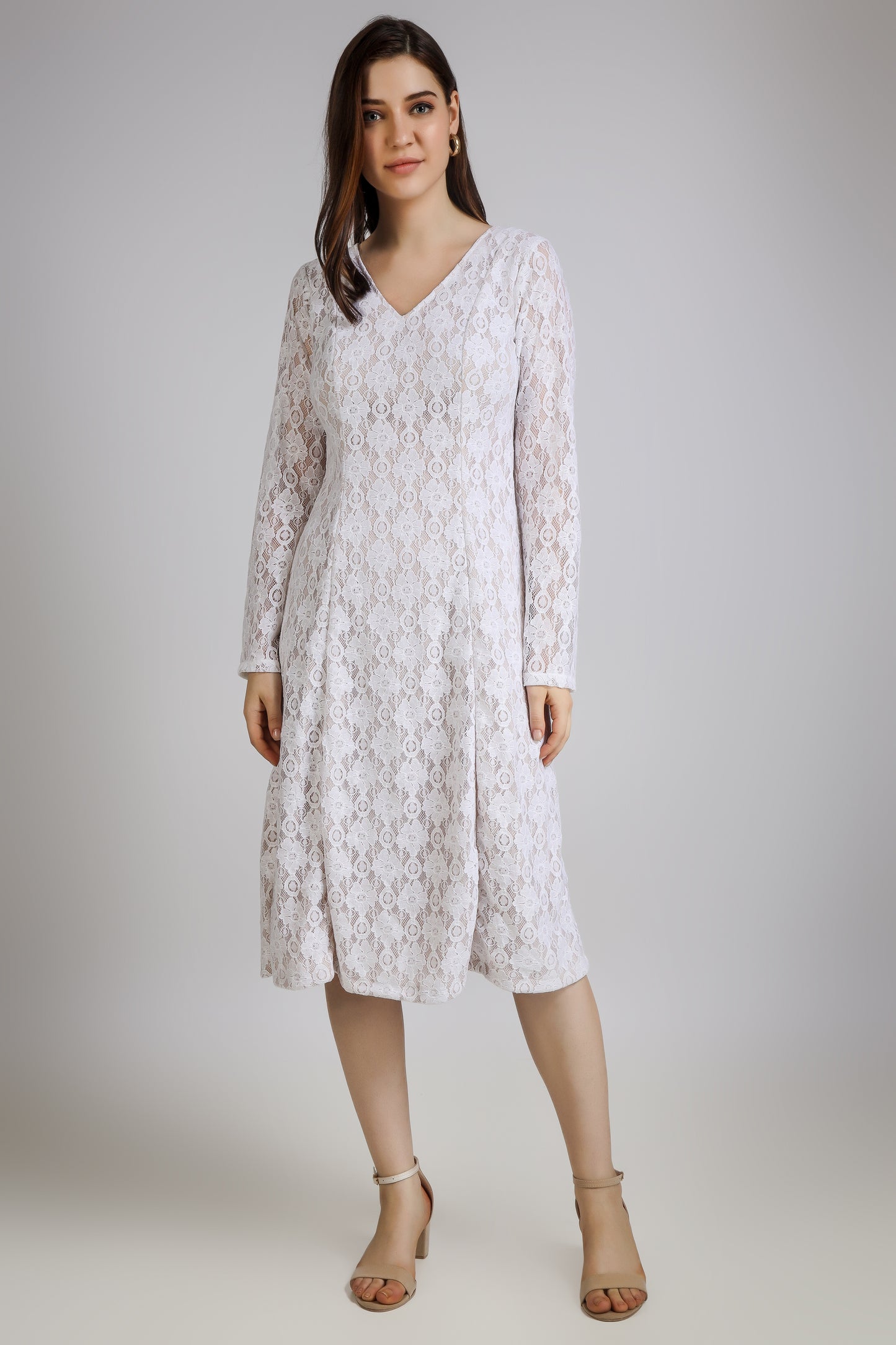 Vomendi White Lace Work Bodycon Dress with Princess Seam and Full Sleeves