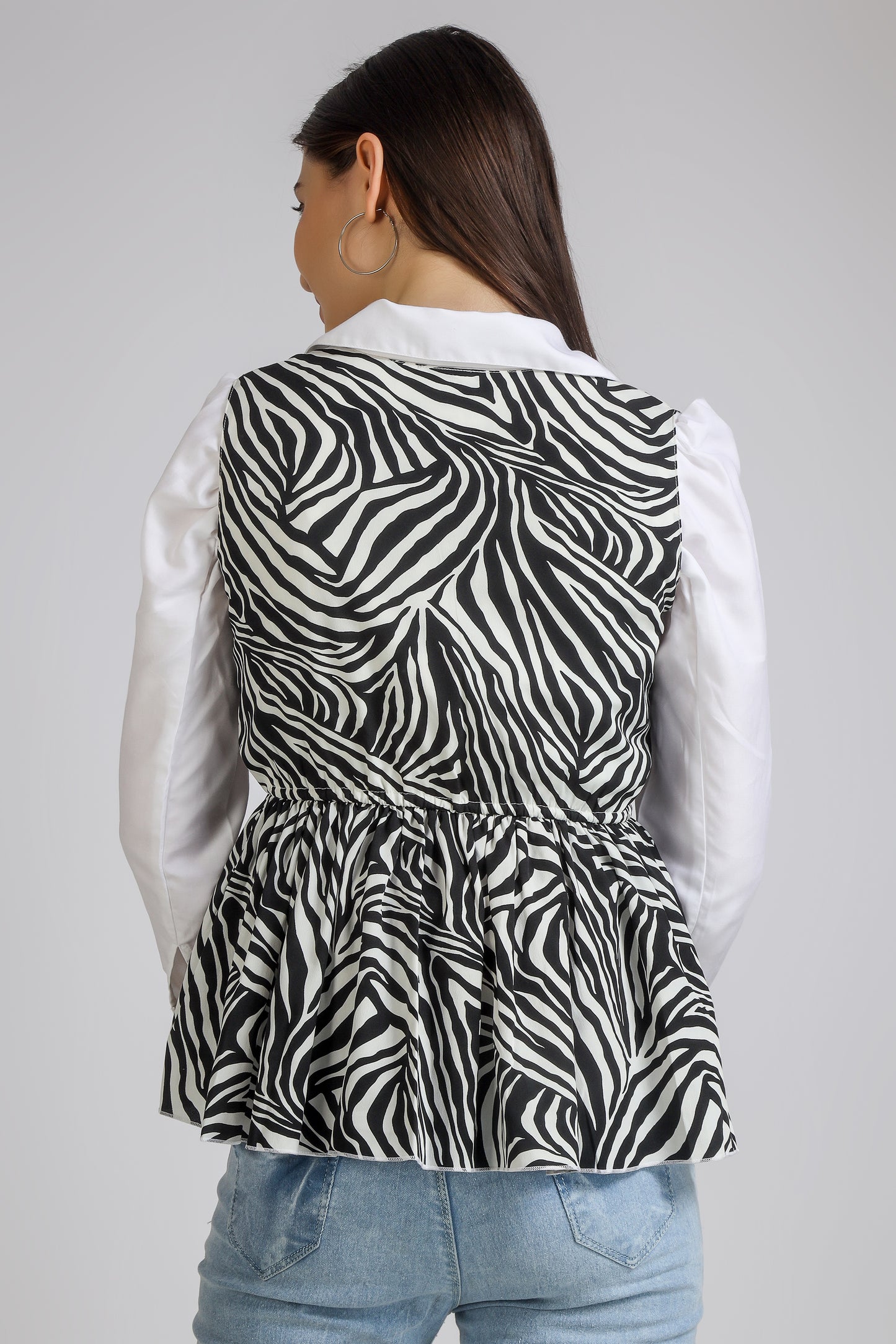Vomendi Tiger Print Peplum Top with String