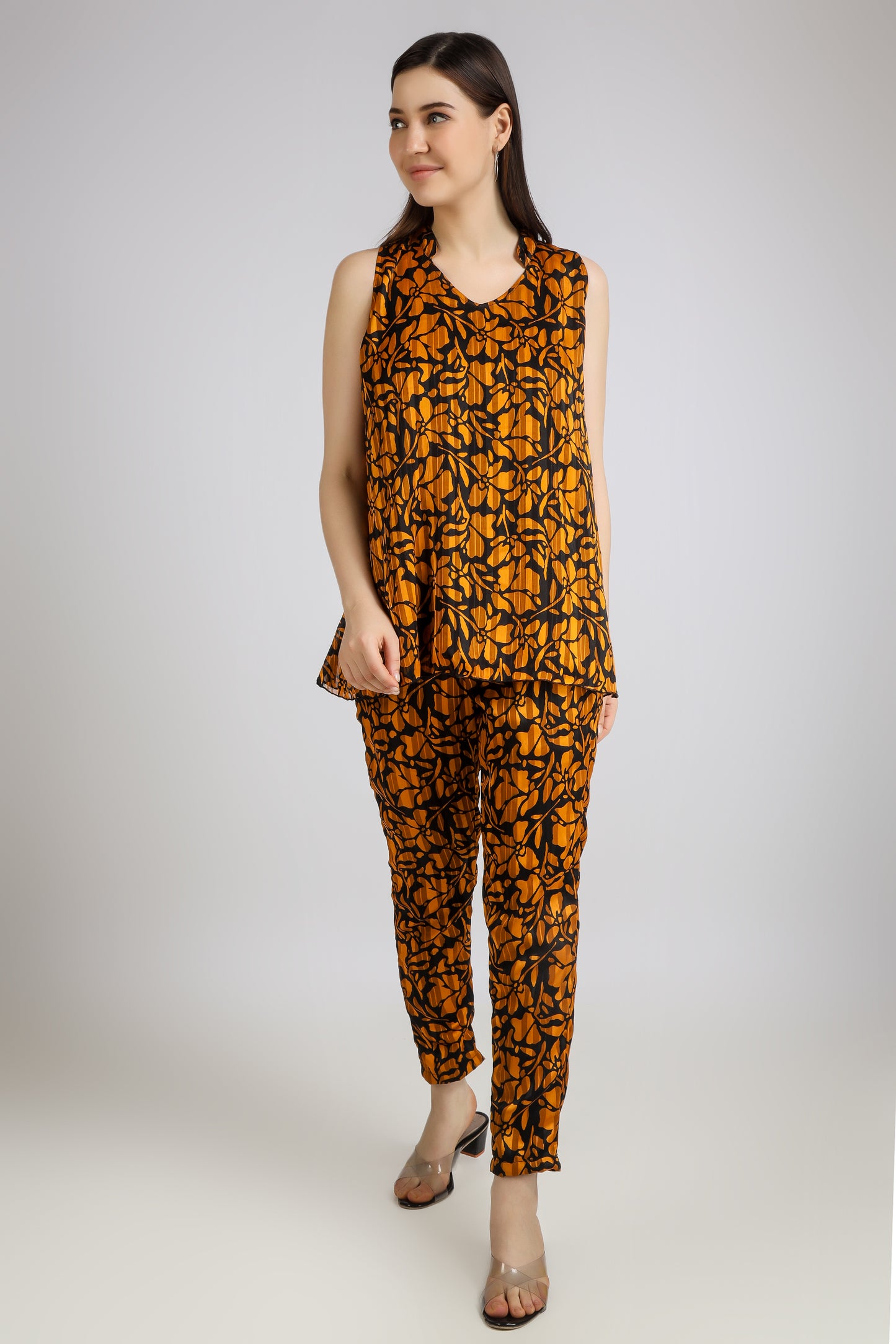 Vomendi Black and Musturd Co-ord Set with Band Neck and Easy Breezy Silhouette