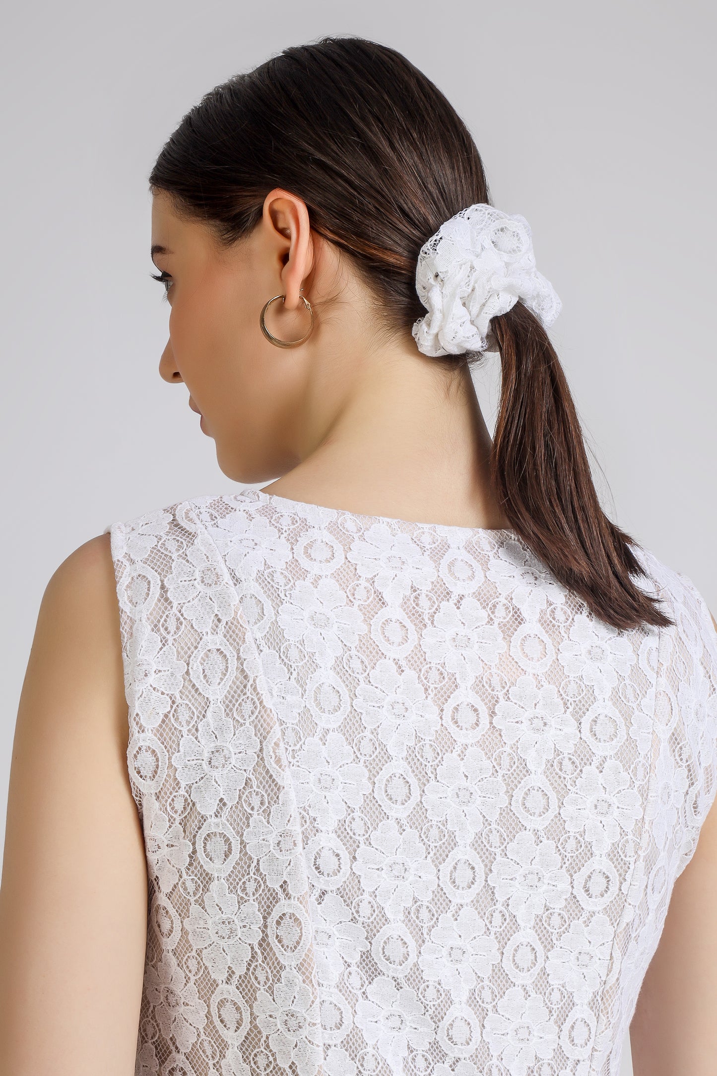 Vomendi White Lace Work Bodycon Dress with Princess Seam and Cut Sleeves