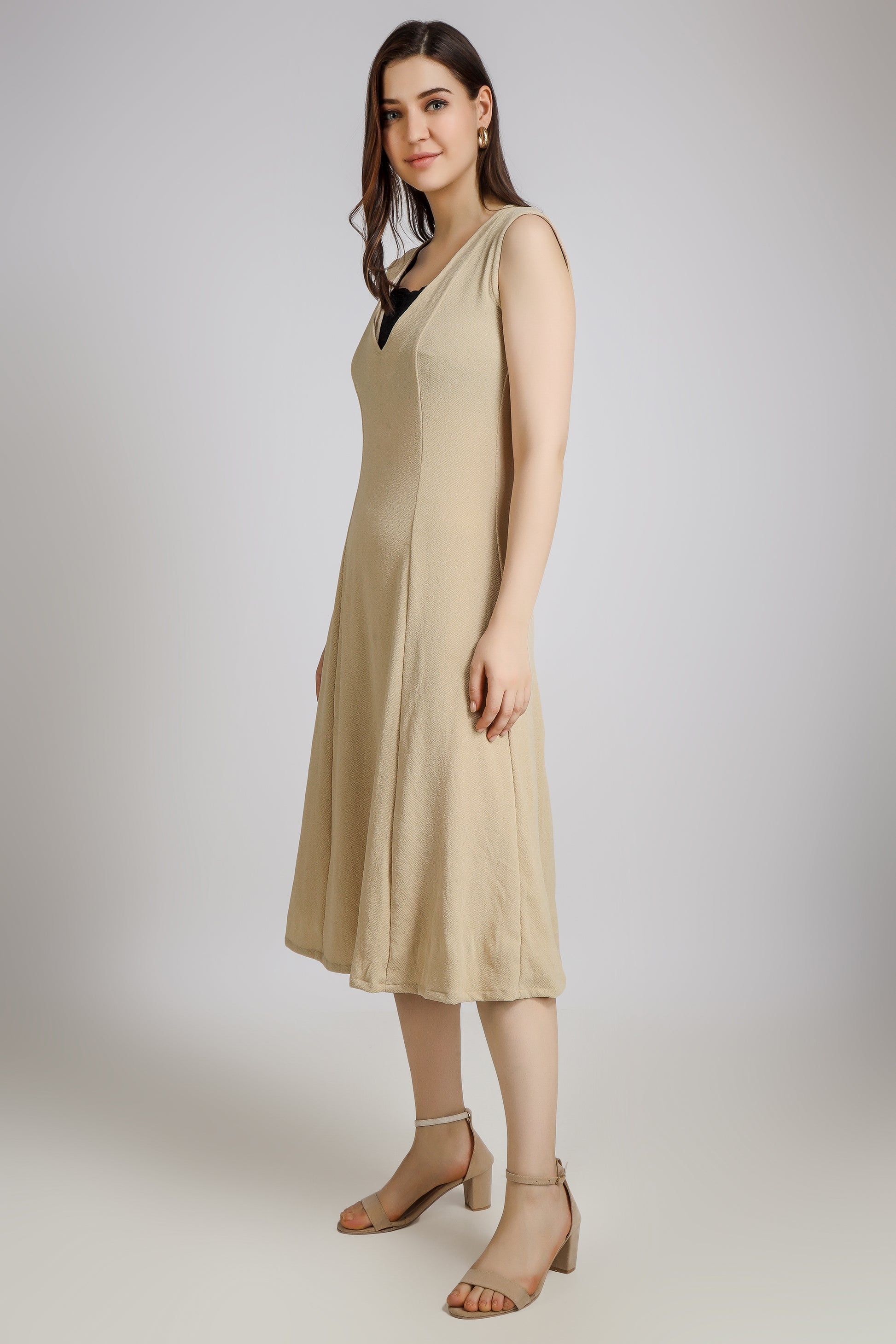 Vomendi Beige Bodycon Dress with Princess Seam and Cut Sleeves – VOMENDI Vomendi Beige Bodycon Dress with Princess Seam and Cut Sleeves – VOMENDI